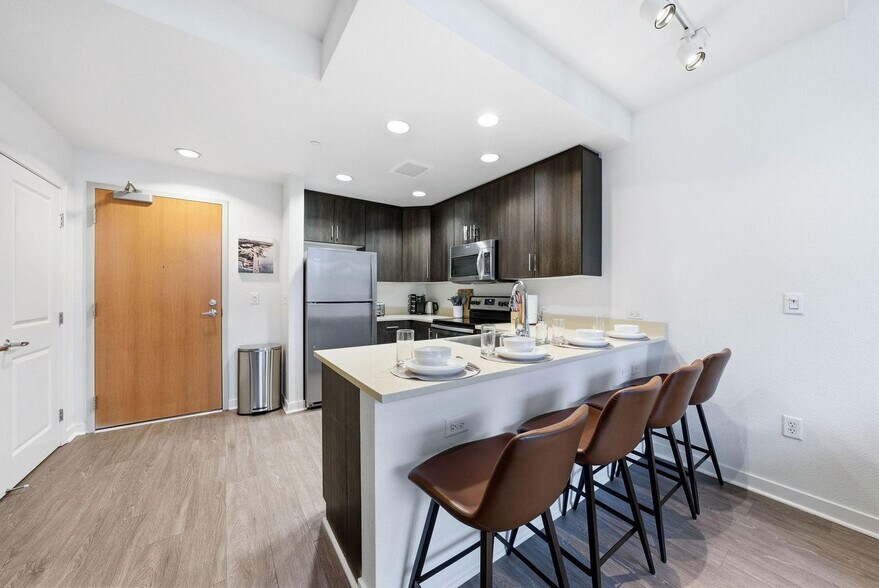 Building Photo - 1155 4th St