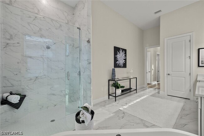 Building Photo - 15429 Turin Dr