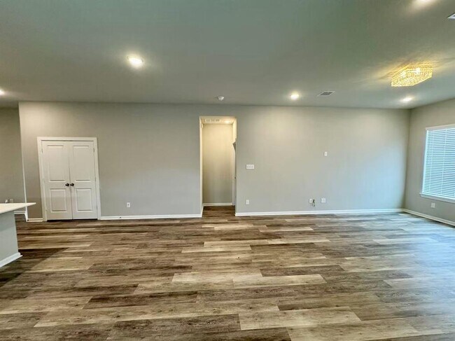 Building Photo - 29406 Amber Pne Ct
