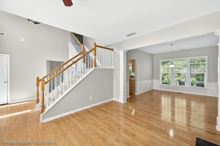 Building Photo - 9538 Oswald Ln