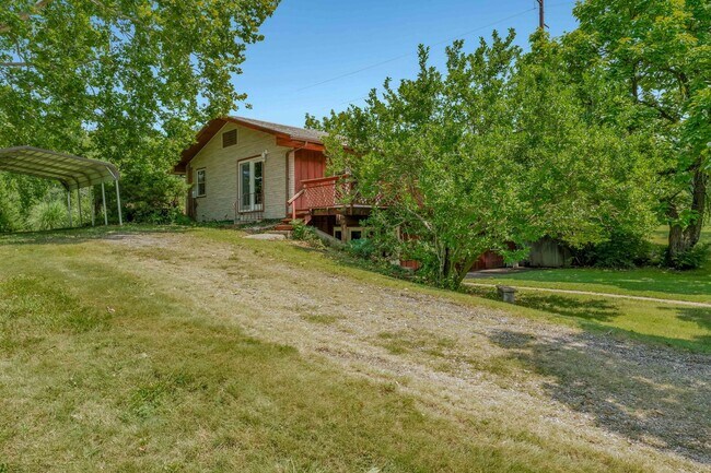 Building Photo - 40 Deep Creek Rd