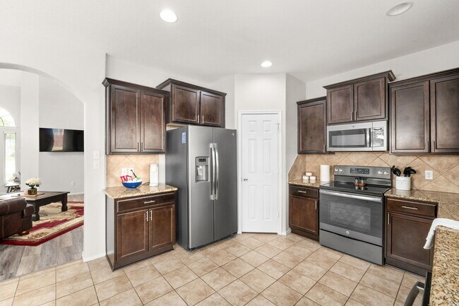 Building Photo - 6506 Ambrose Cir