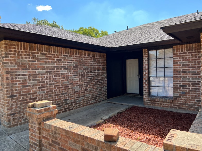Building Photo - 6417 Canyon Cir