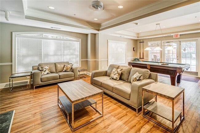 Building Photo - 3275 Lenox Rd NE