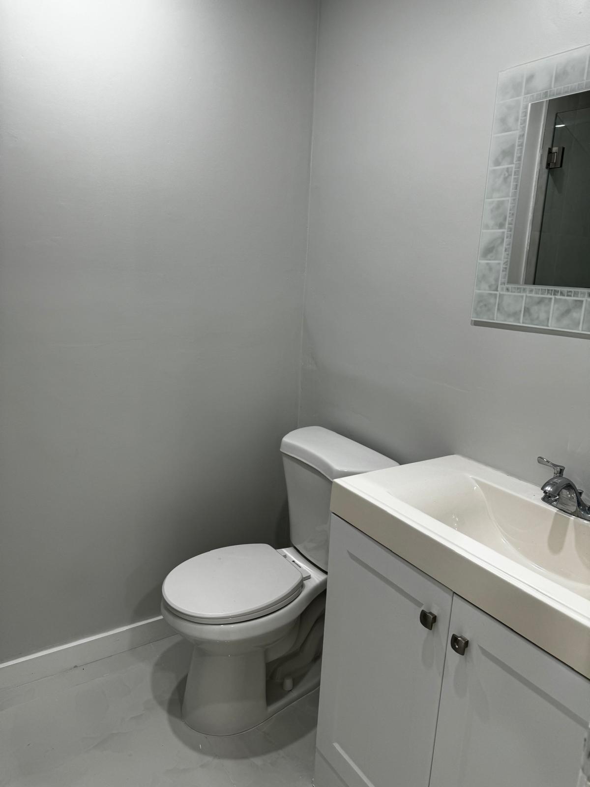 Building Photo - 2461 SW 82nd Ave