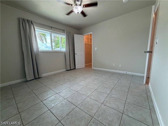 Building Photo - 2601 47th Terrace SW