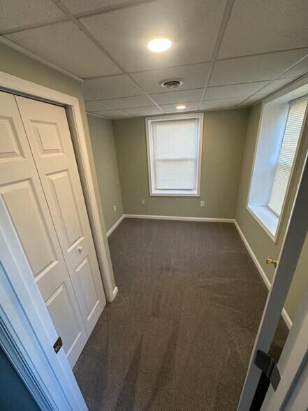 Building Photo - 809 E D St