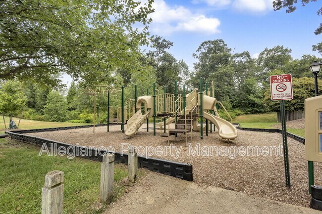 Building Photo - 4328 Gypsy Ct
