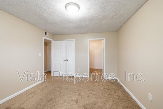 Building Photo - 4119 Glen Hill Manor Dr