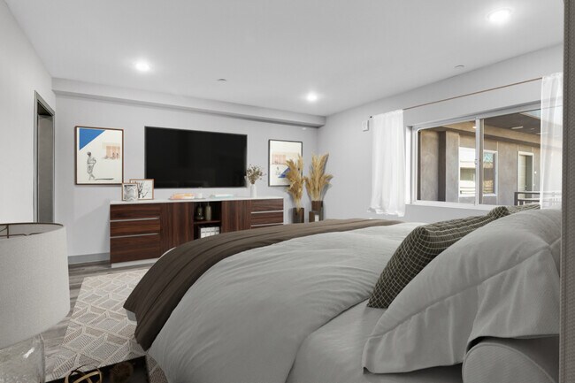 Building Photo - 7040 Woodman Ave