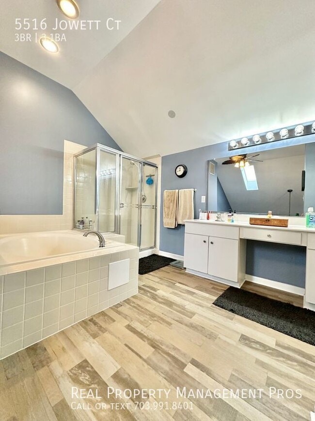 Building Photo - 5516 Jowett Ct