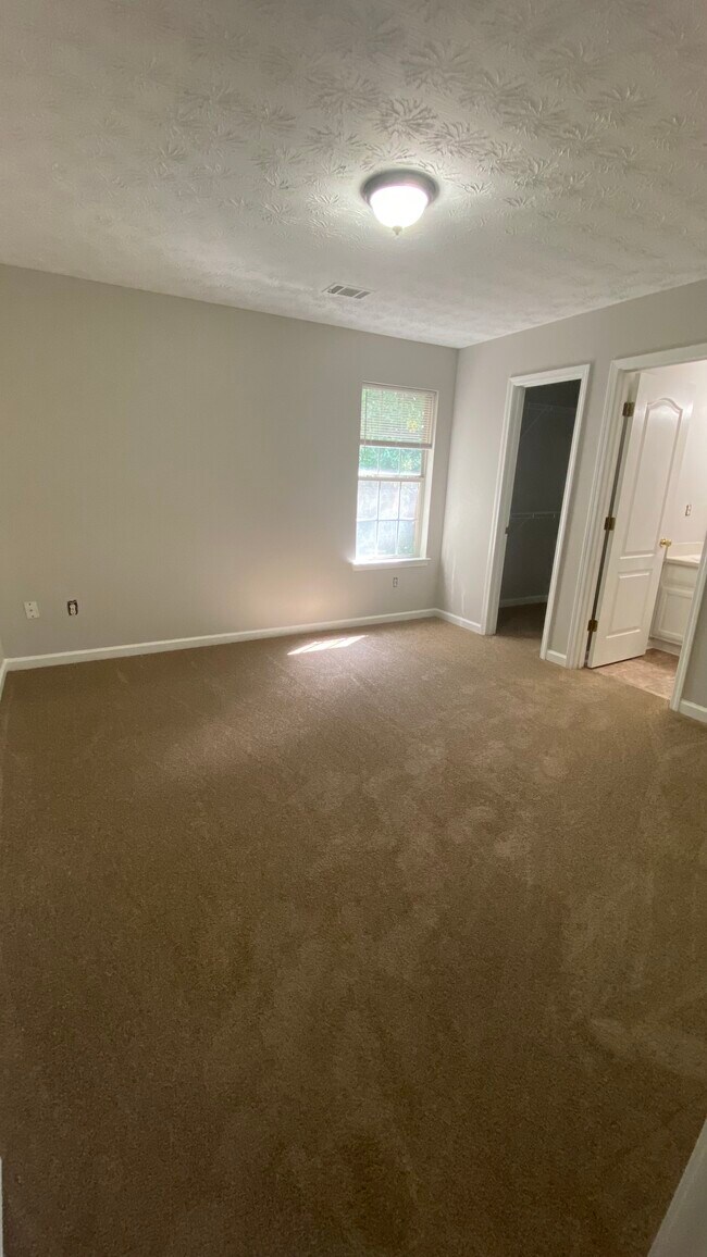 Building Photo - 5013 Chupp Way Cir