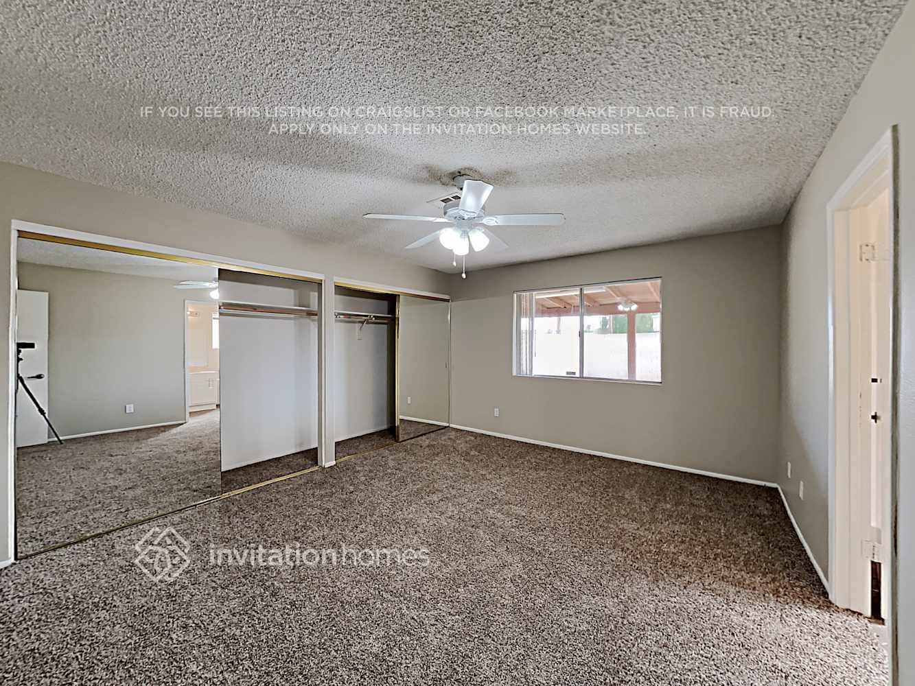 Building Photo - 6015 W Loma Ln