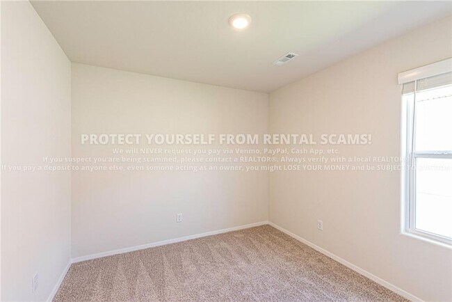 Building Photo - 968 S Brambling Ln