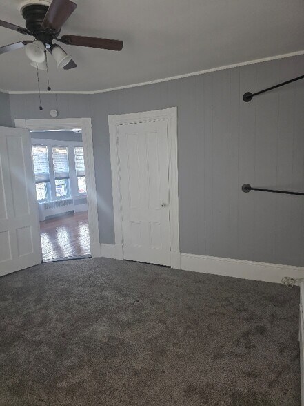 Building Photo - 560 Pine St