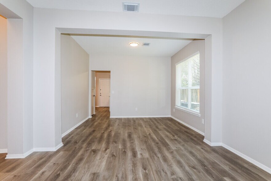 Building Photo - 19419 Kacey Ln Ct