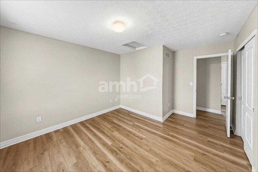 Building Photo - 11618 Bridgewater Dr