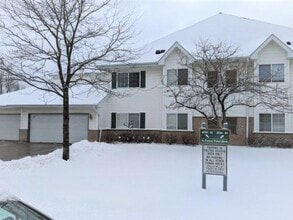 Building Photo - 4737 S Hunter Ln