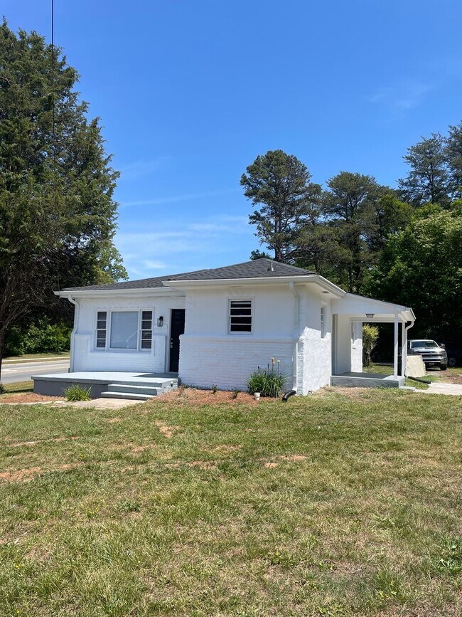 Building Photo - 4543 Baux Mountain Rd