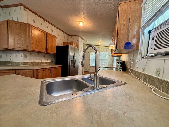 Building Photo - 12733 Pecan Tree Ct