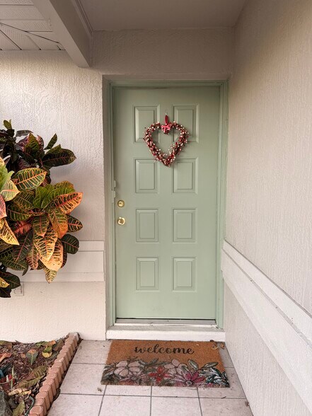 Building Photo - 7308 Fairwood Ave