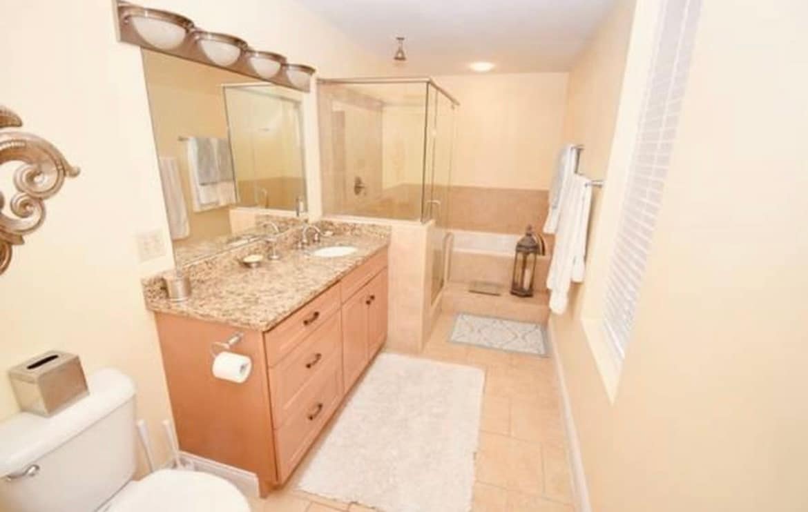 Building Photo - 4376 Olive St