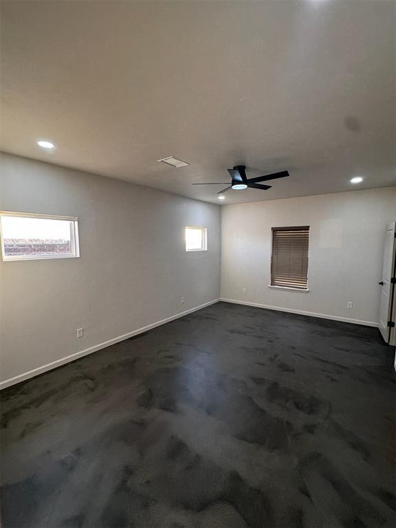 Building Photo - 26218 N 2960 Rd