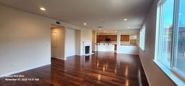 Building Photo - Welcome to American Canyon!! Beautiful Lar...