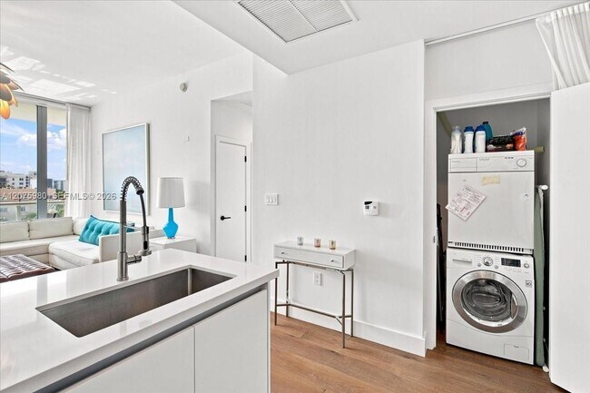 Building Photo - 6799 Collins Ave