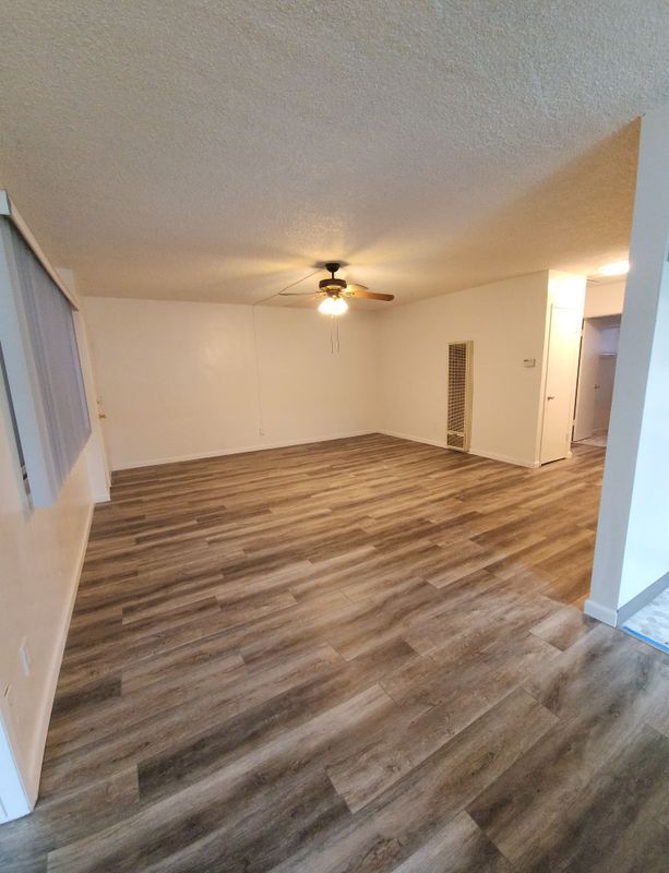 Building Photo - 4452 Rosebud Ln
