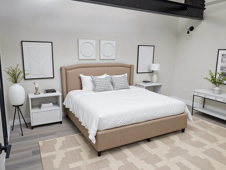 Building Photo - 1453 Maple Ave