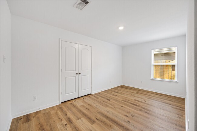Building Photo - 21131 Titian Dr.
