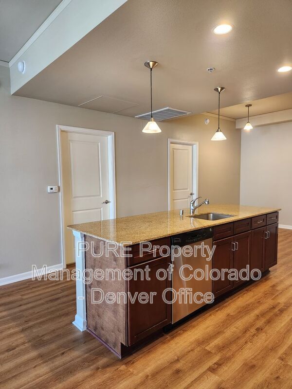 Building Photo - 1975 N Grant St