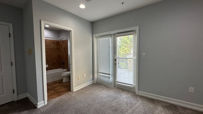 Building Photo - 3720 Messina Dr