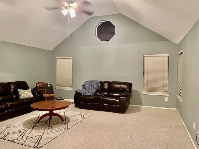 Building Photo - 704 Cottonwood Bend Dr