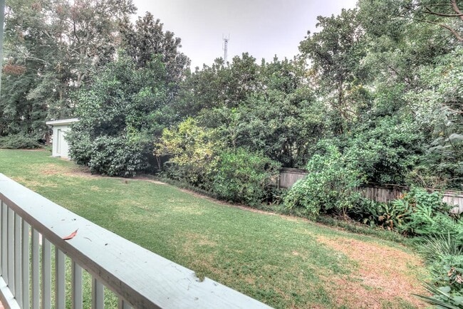 Building Photo - 1438 N Meridian Rd