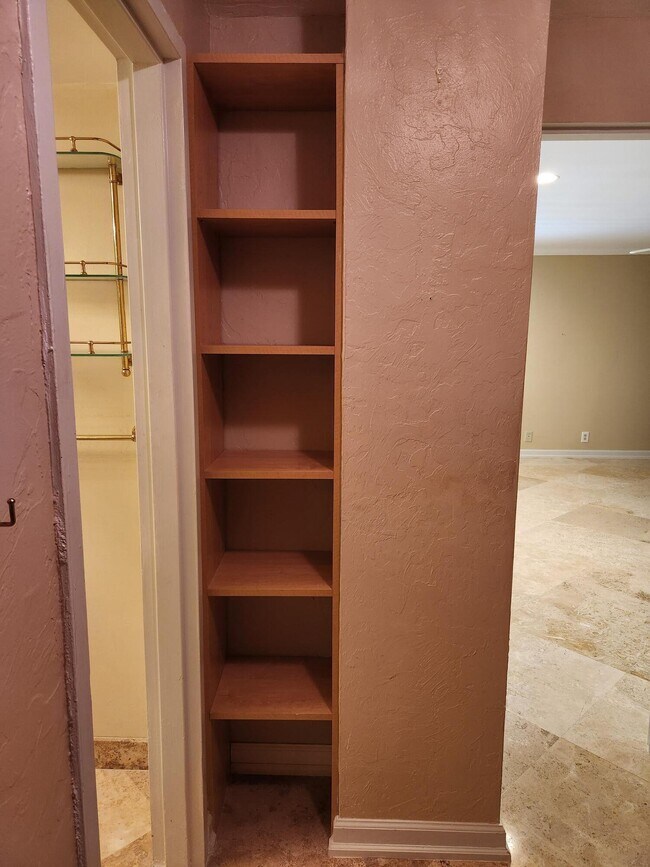 Building Photo - 1501 S Flagler Dr