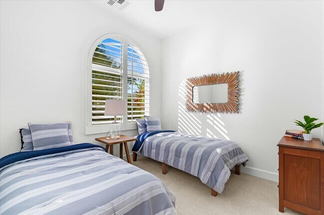 Building Photo - 79370 Mission Dr W