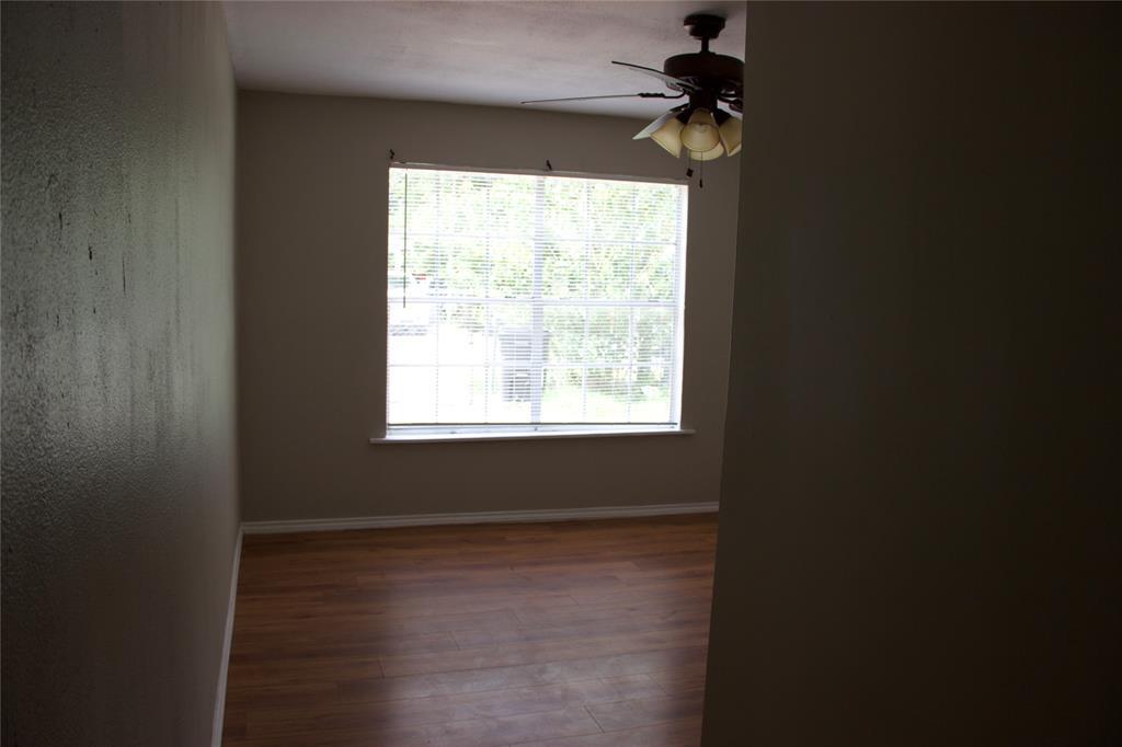 Building Photo - 8137 Snowden St