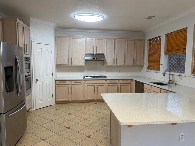 Building Photo - 13004 Coriander Dr