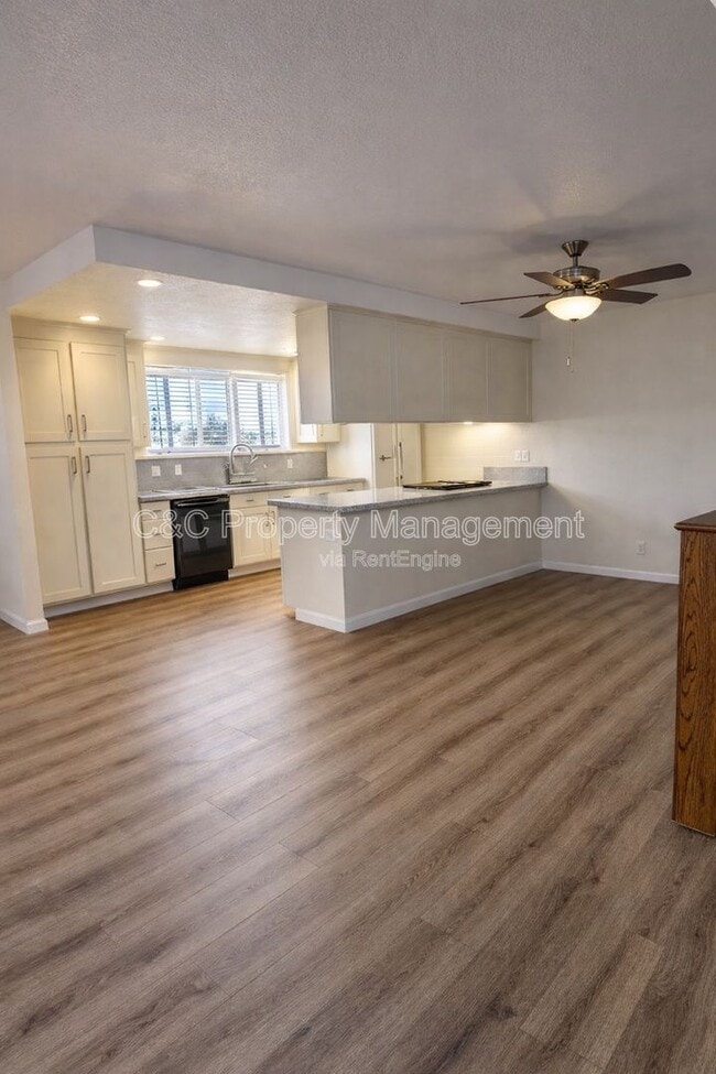 Building Photo - 24037 Gymkhana Rd