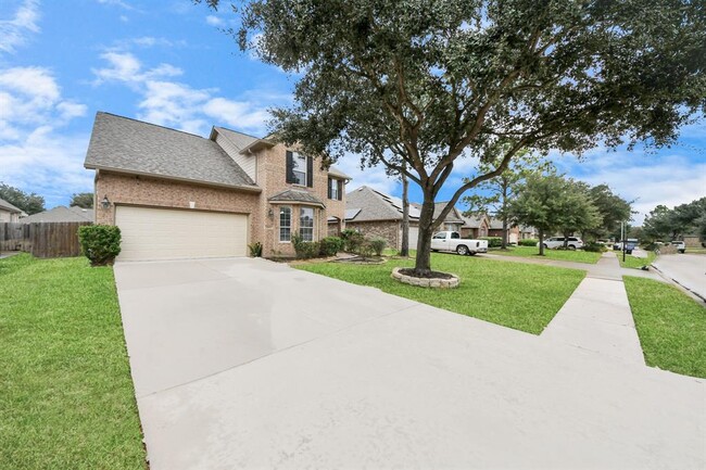 Building Photo - 24626 Lake Path Cir