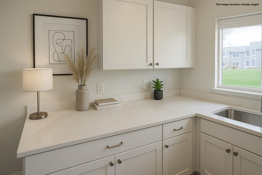 Left side of kitchen - 5300 Harbour Pointe Blvd