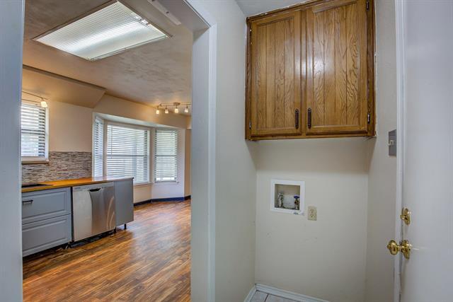 Building Photo - 6637 Fair Oaks Dr