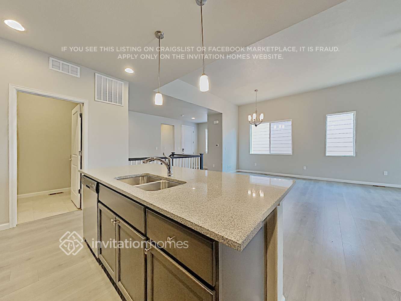 Building Photo - 4222 Prairie Dr