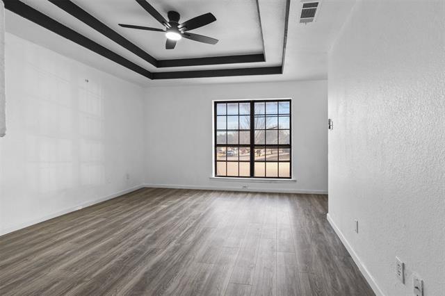 Building Photo - 5351 Northridge Blvd