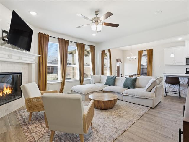 Building Photo - 1013 Wildwood Dr