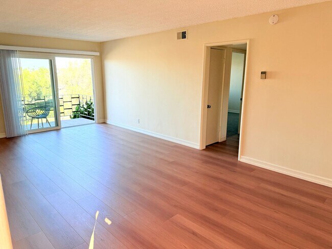 Interior Photo - Riviera Apartments