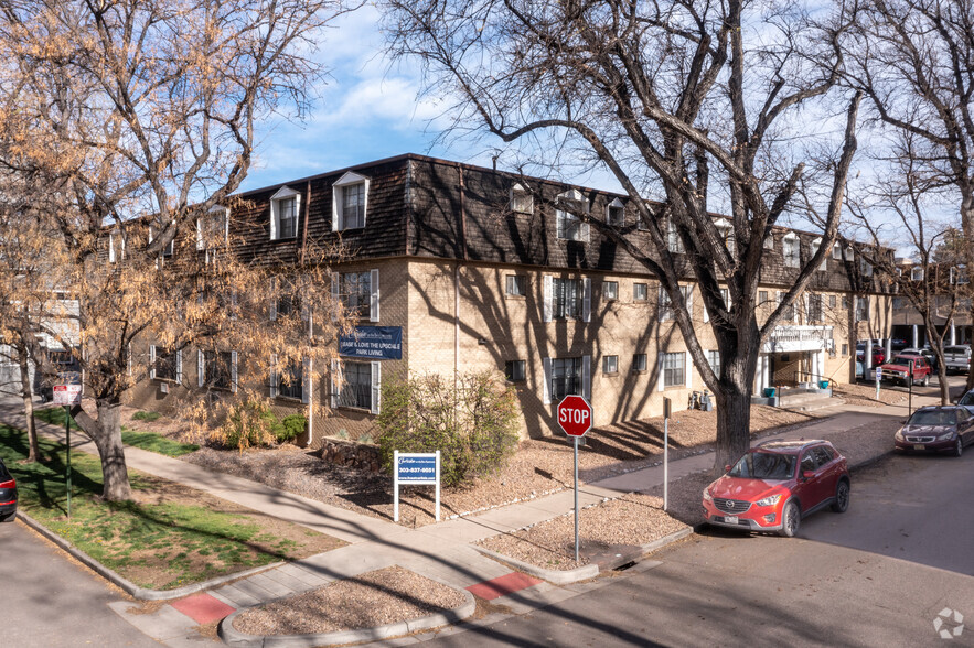 Building Photo - Carlisle on the Park Apartments