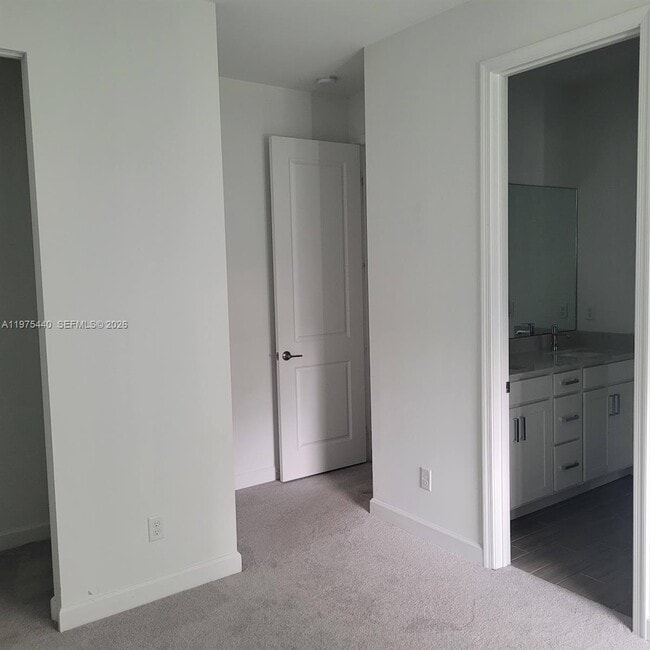 Building Photo - 1200 Sterling Pine Pl